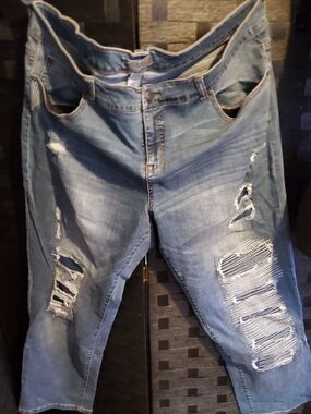 Maurices Light Blue Ripped Cropped Jeans
